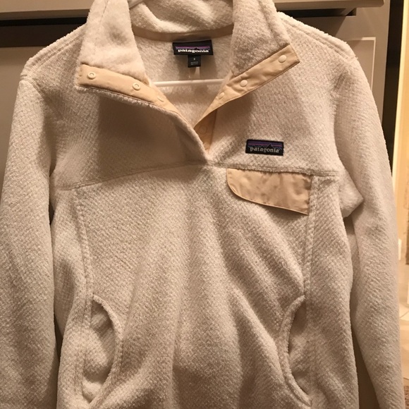 Patagonia Sweaters - Patagonia off white pullover